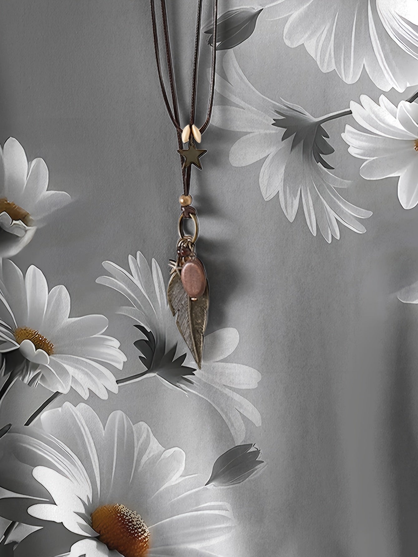 Plus Size Heather Gray Daisy Print T-Shirt for Women Polyester Blend Casual