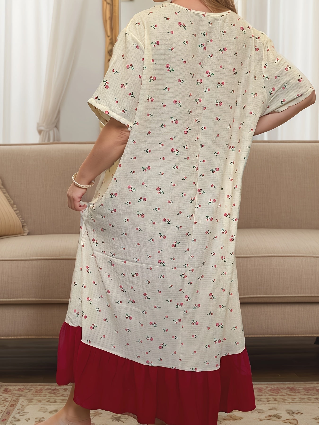 Plus Size Floral Ruffle Hem Night Dress Polyester Sleepwear with Short Sleeves