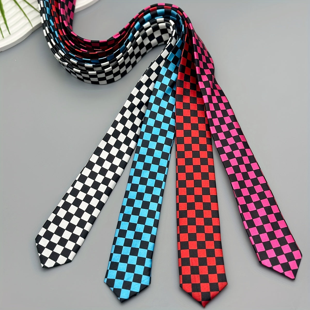 Men's Checkered Polyester Necktie Woven Style for Parties and Festivals 1 Piece