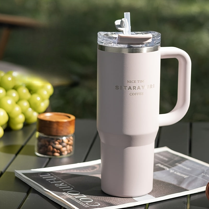 900ml Izolyatsiyalangan zanglamaydigan po'latdan yasalgan tumbler, quvurlik bilan, choyshab bilan, tashqi sayohat, sport uchun qayta ishlatiladigan va suv o'tkazmaydigan