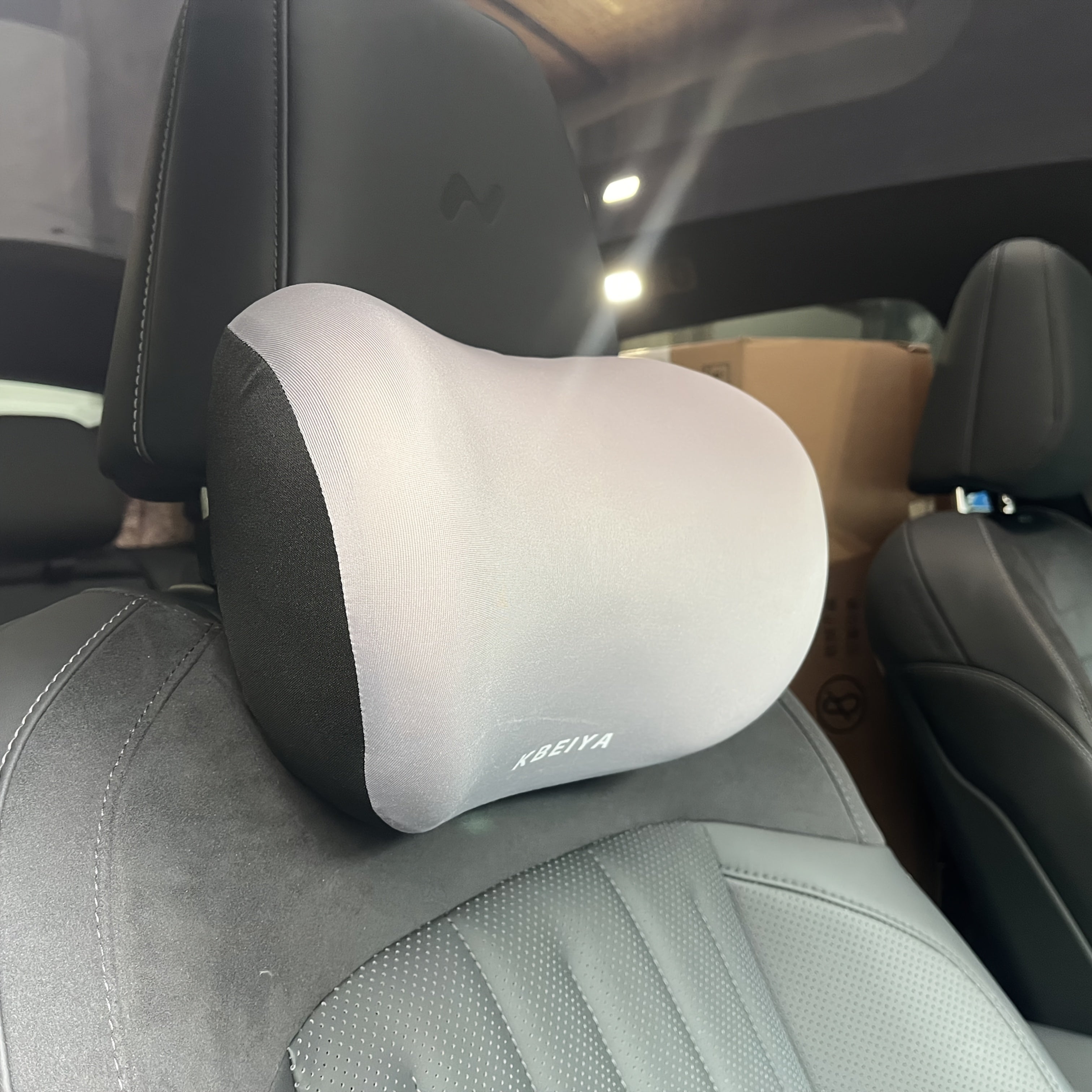 Avtomobil bo‘ynini qo‘llab-quvvatlovchi yostiq, bel uchun yostiq, xotira ko‘pogi, orqa tizzasi, bosh uchun yostiq