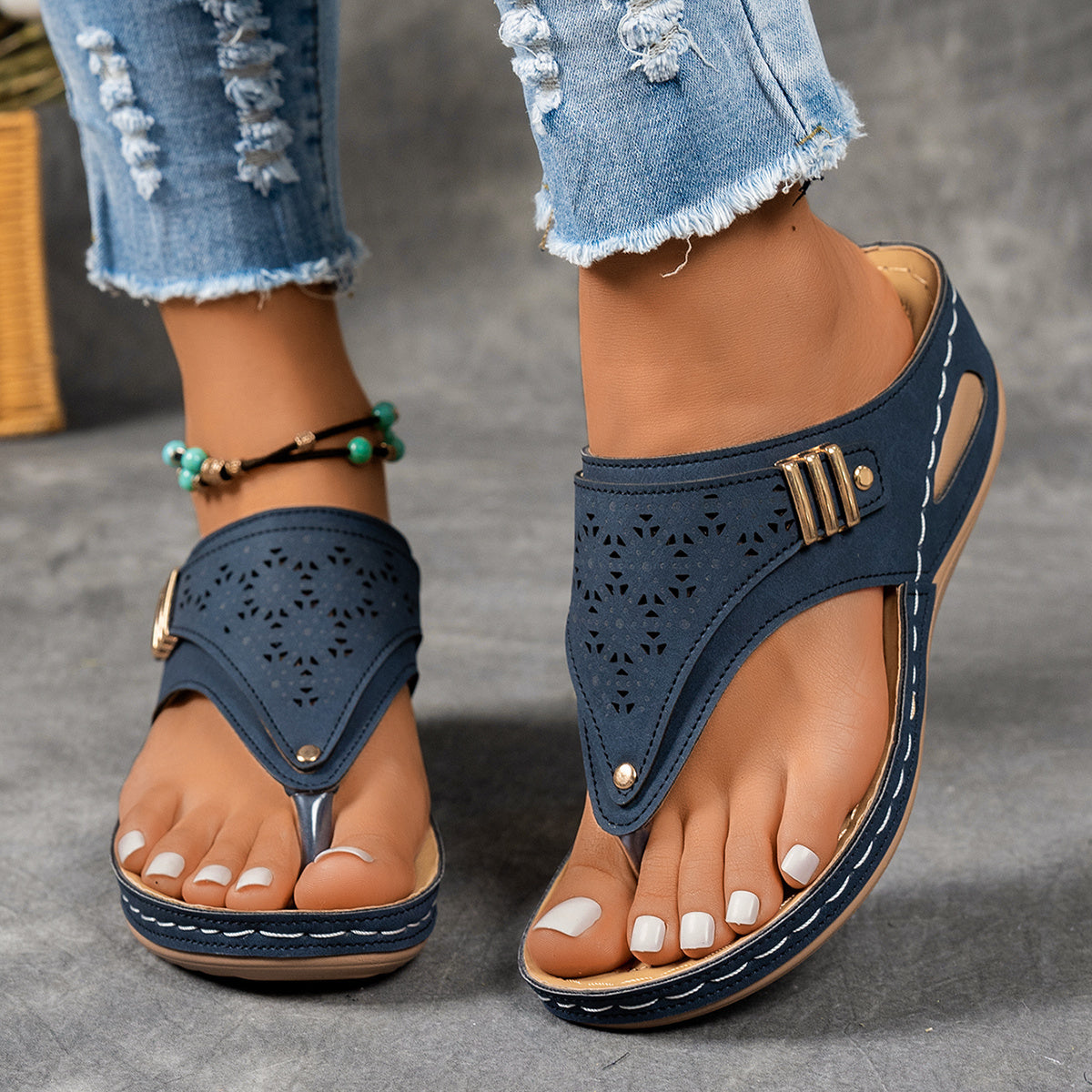 Women's Platform Wedge Sandals Slip-On Thong Cut-Out Beach Casual