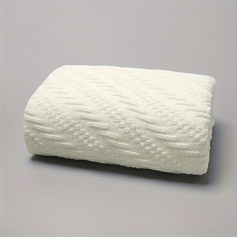 Solid Color Hand-Knitted Blanket for Home and Travel Use