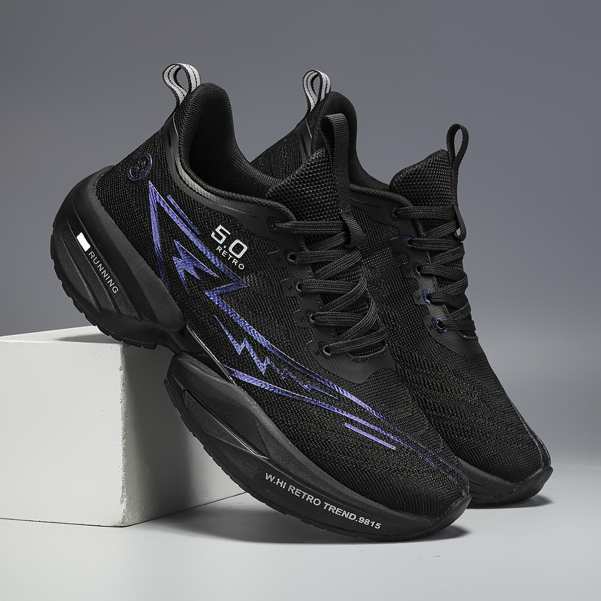 Geometrik naqshga ega vintage uslubidagi preppy sport skeytbord poyabzallari, pastki qismi bilan yugurish va kundalik kiyish uchun mukammal krossovkalar, EVA taglik va mato ustki qismi bilan.