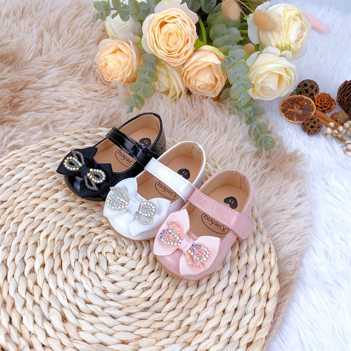 Kichkina qizlar uchun Mary Jane poyabzali, bog'lam bilan, yopishqoqsiz tekis tagliklar, ichki va tashqi foydalanish uchun, bahor va kuz