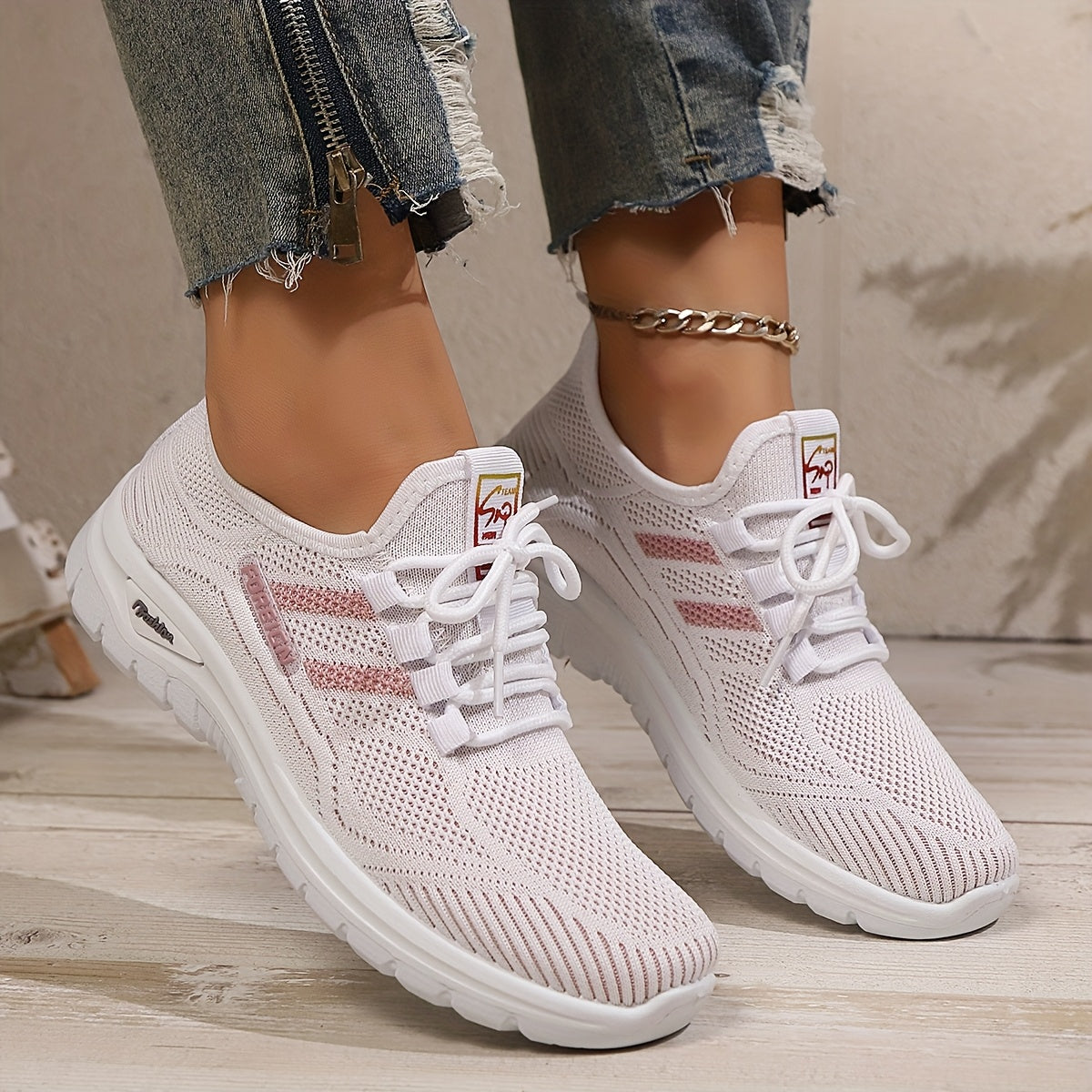 Women's Breathable Mesh Low-Top Sneakers for Running and Walking