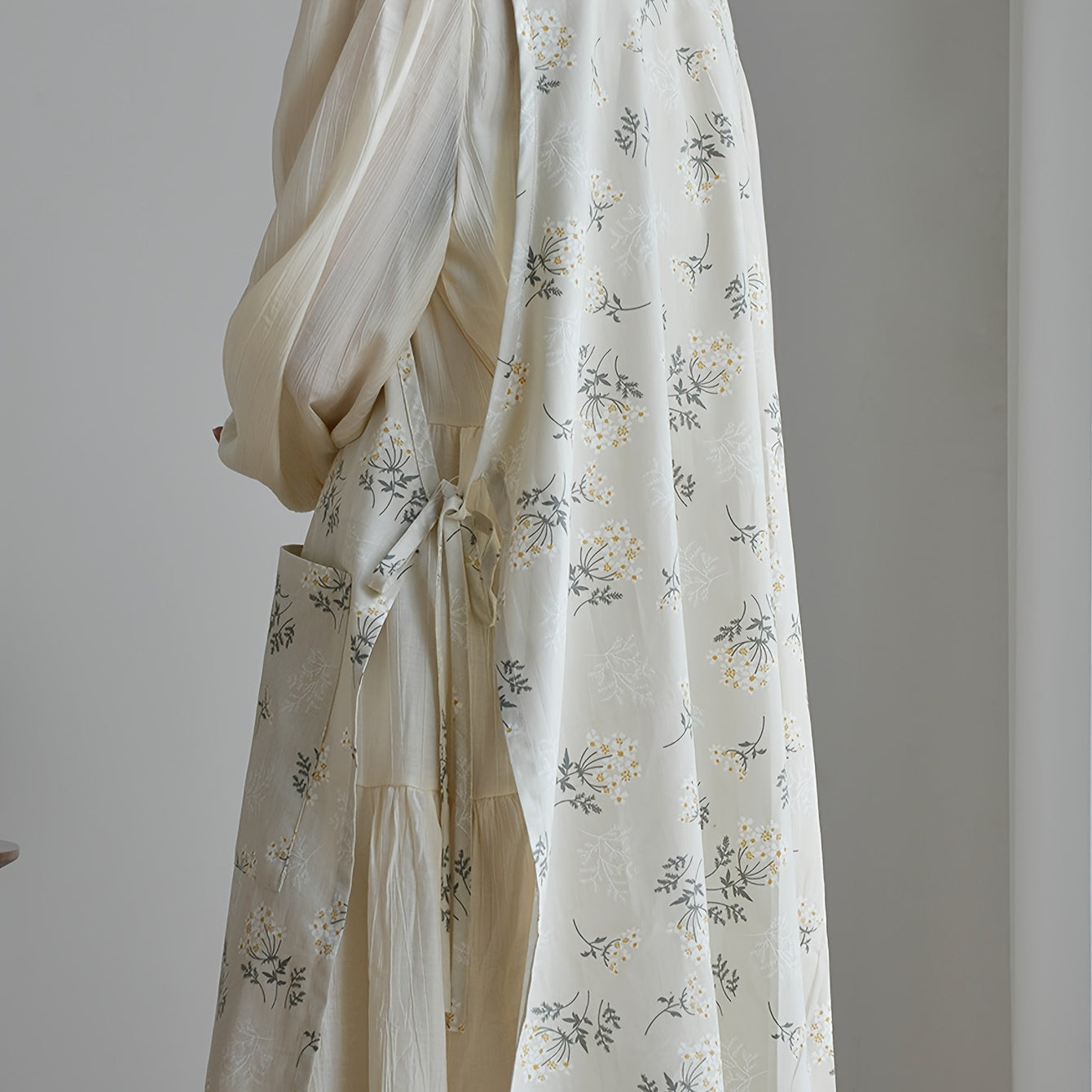 Korean Style Kitchen Apron Woven Fabric Adjustable Waist Tie Family Use