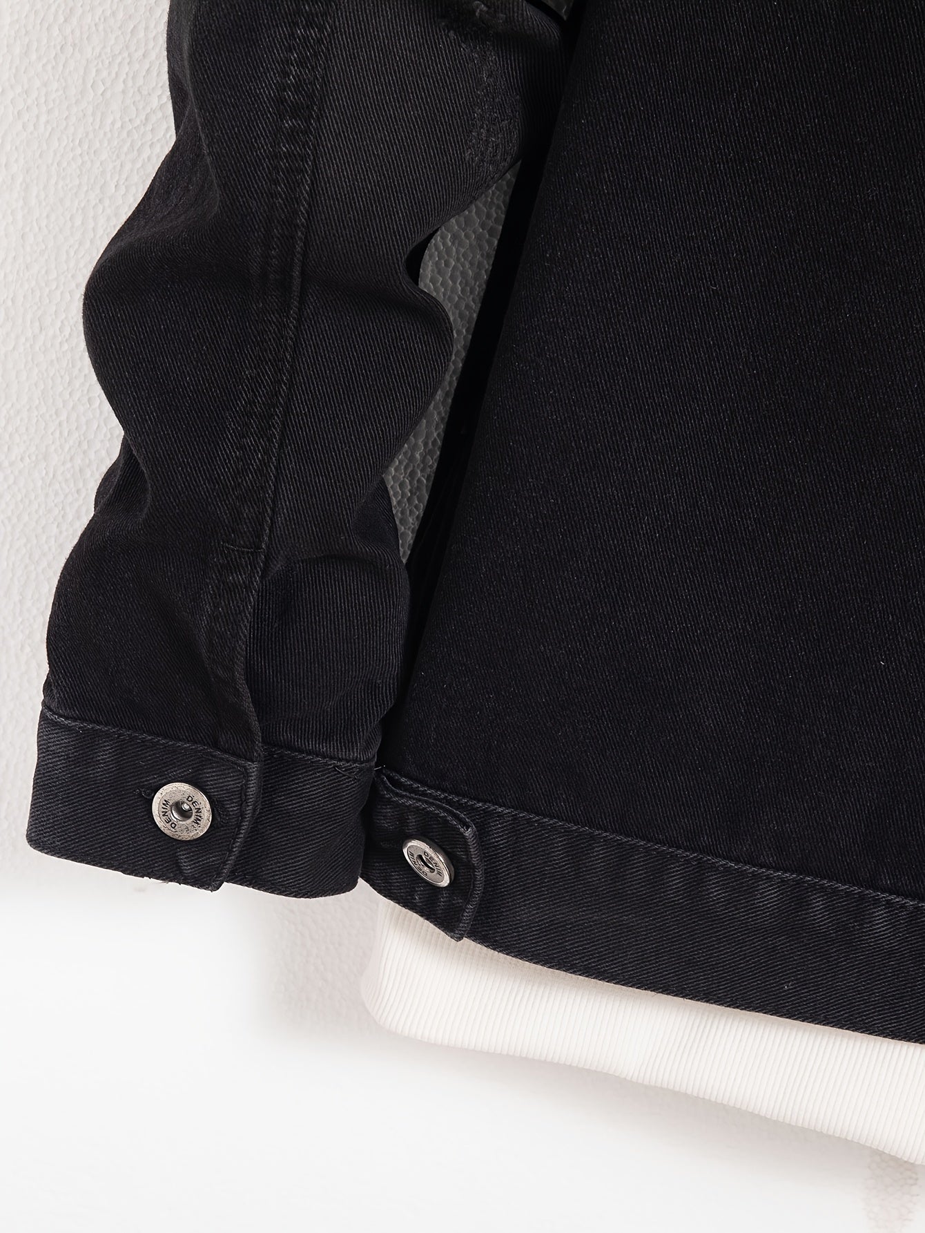 Erkaklar klassik denim ko'ylagi - Norasmiy, cho'zilmaydigan paxta aralashmasi, yuvish mashinasida yuvilishi mumkin, yengil yaka bilan