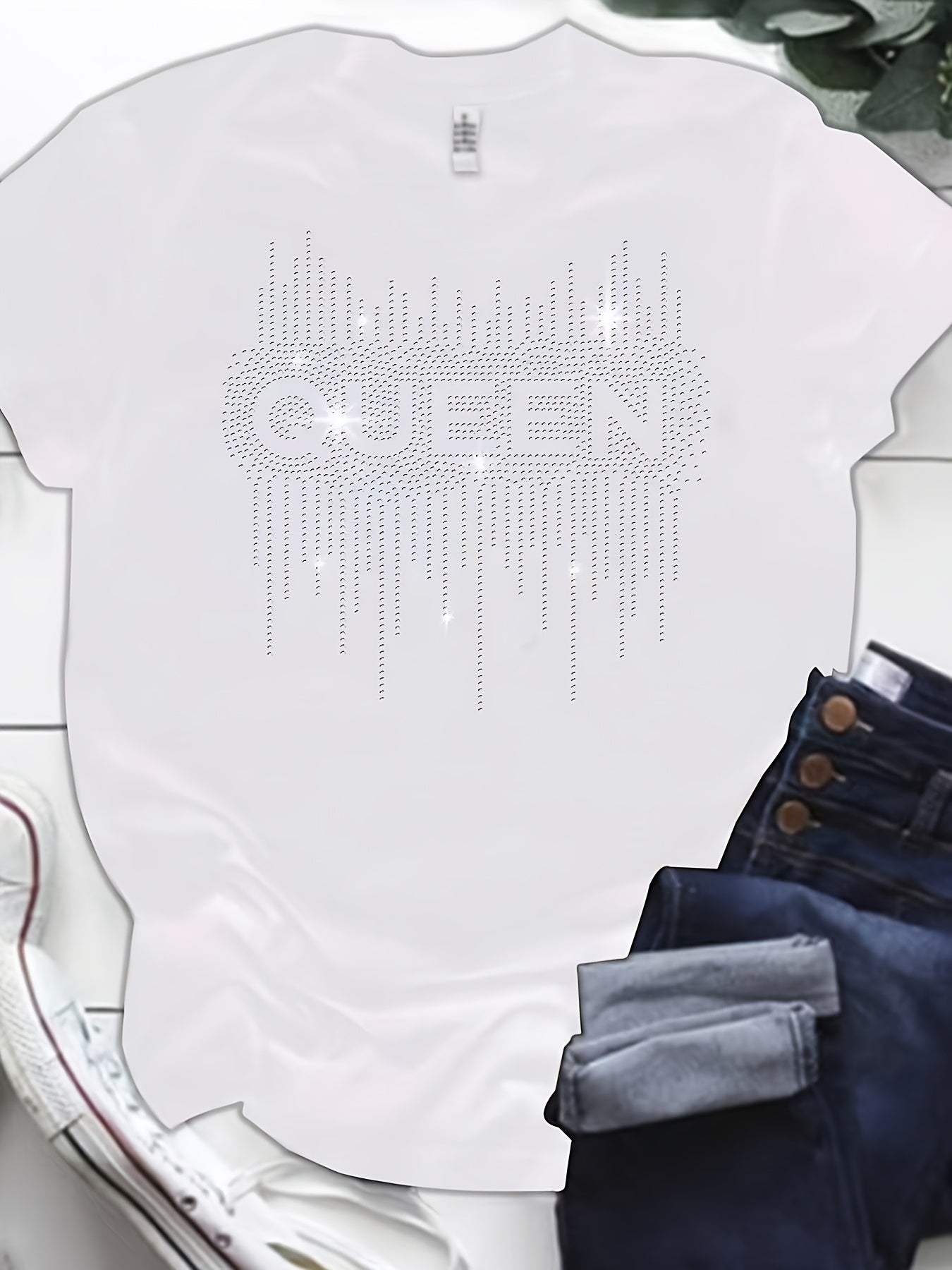 Plus Size Black Diamond Print T-Shirt with Half Sleeves Crew Neck Loose Fit for Women