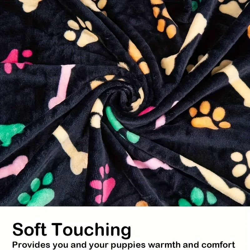 Stain-Resistant Fleece Pet Blanket with Bone Pattern Machine Washable for Dogs and Cats