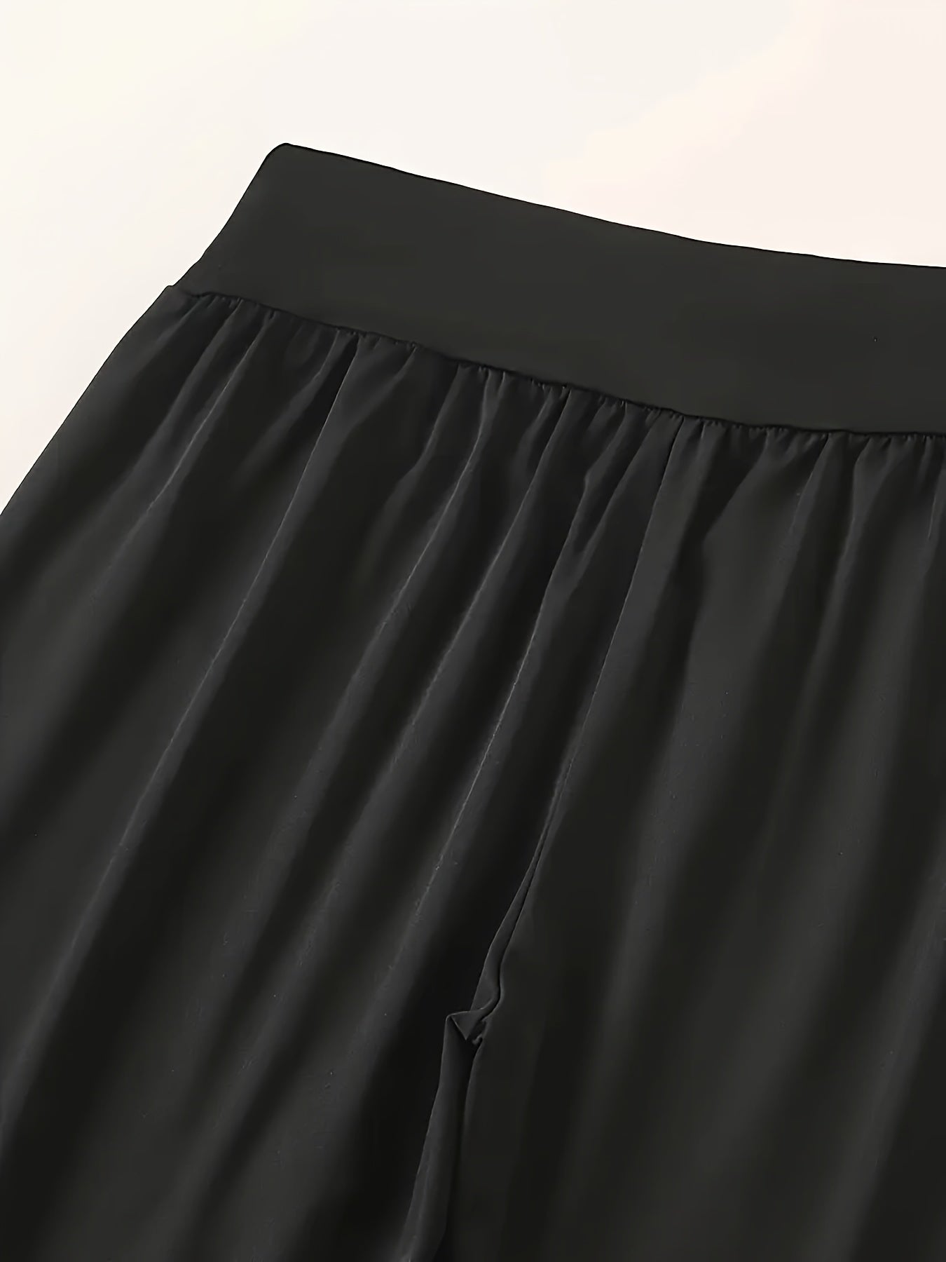 Plus Size Women's High-Waisted Loose Fit Capri Leggings Summer Breathable Pants