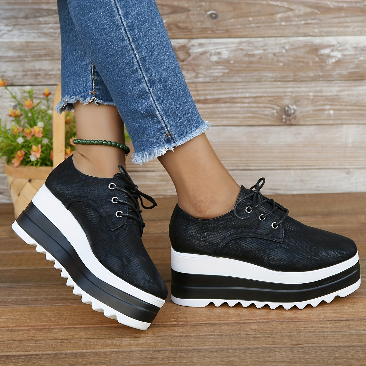 Women's Flat Shoes Lace-Up Casual Slip-On Sneakers Breathable Sole