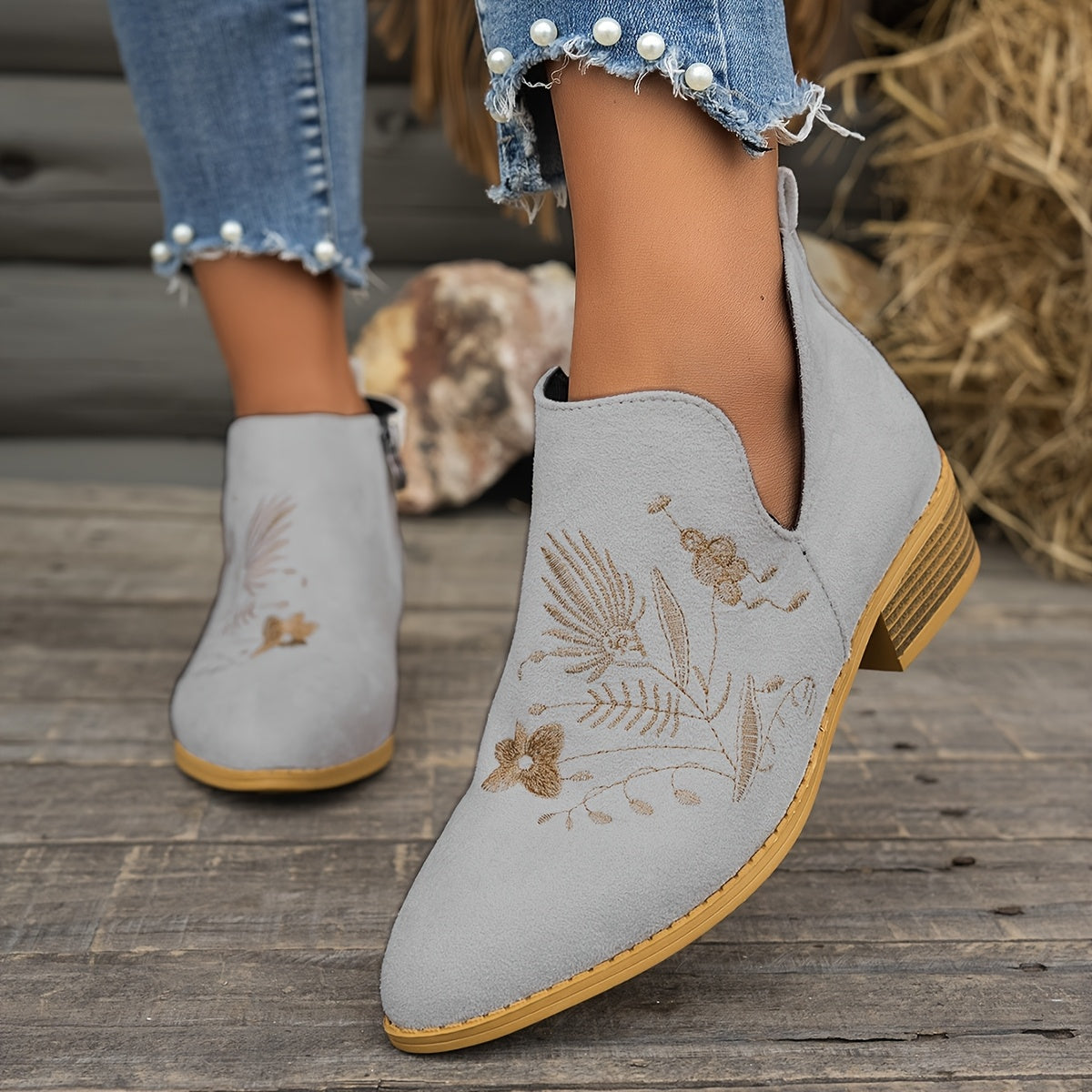 Women's Ankle Boots Embroidered Pointed Toe Side Zipper Mid-Heel Non-Slip Sole