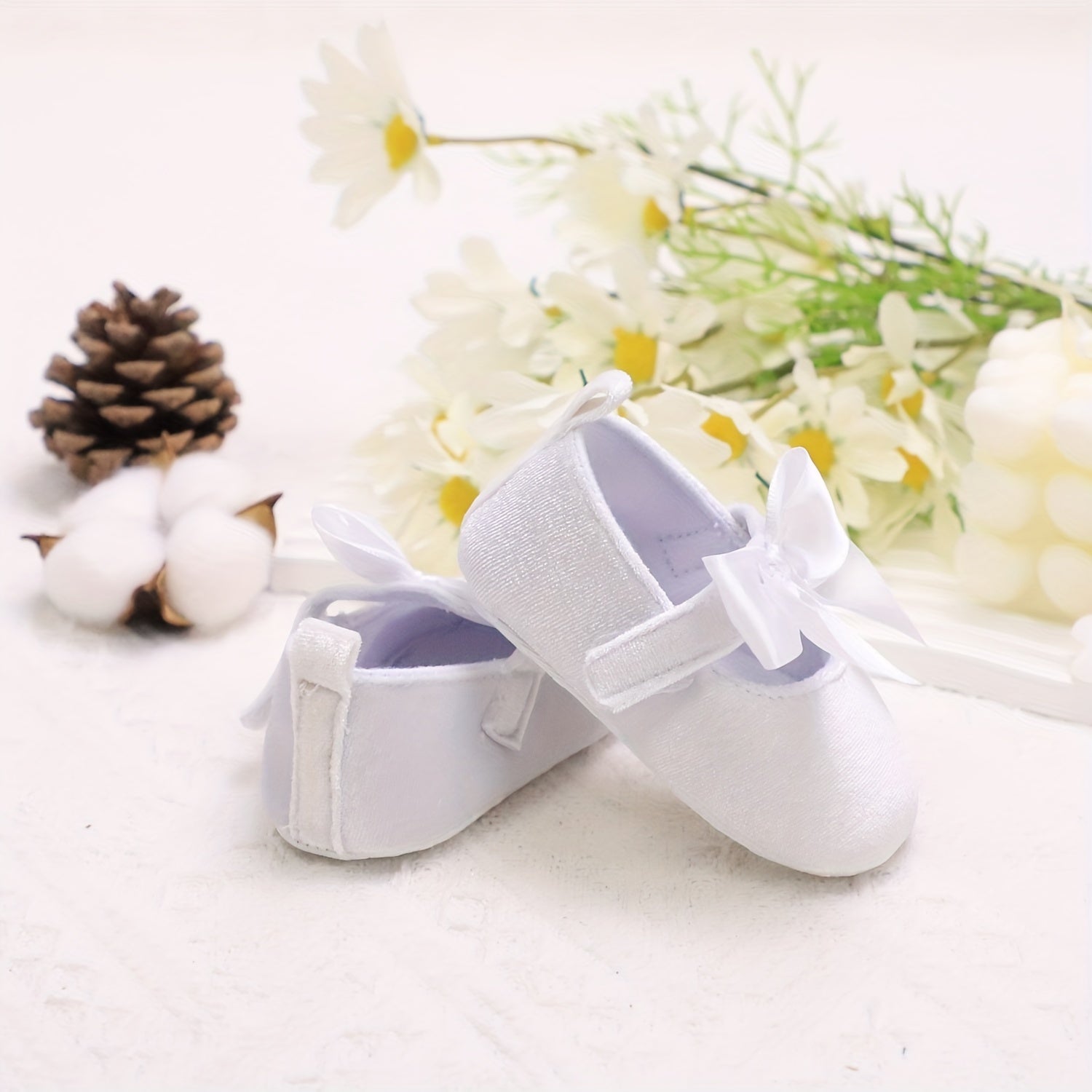 Baby Girl Walking Shoes Non-Slip Mary Jane Bowknot Fabric Comfortable Flexible Sole Pink Gray White
