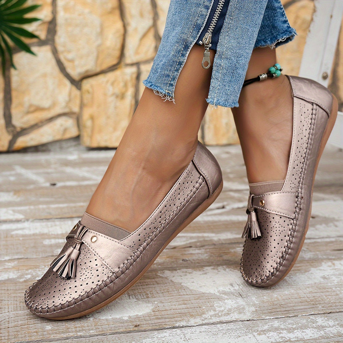 Women's Flat Loafers Lightweight Comfortable Butterfly Embellished Plus Size