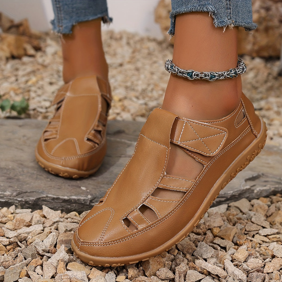 Women's Flat Hollow-Out Summer Sandals Lightweight Breathable Platform Shoes