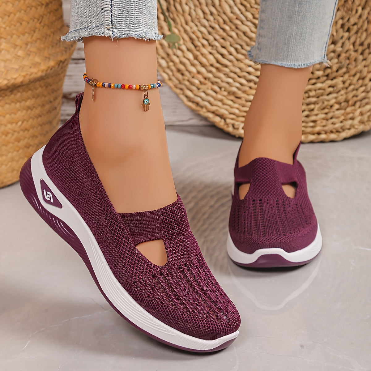 Women's Casual Sneakers Solid Color Breathable Fabric Low Top TPU Sole