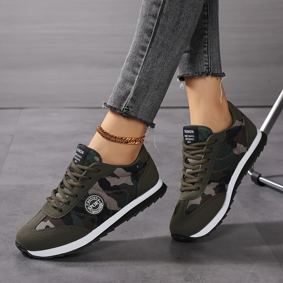 Women's Plus Size Casual Breathable Lace-Up Sneakers for Running and Walking