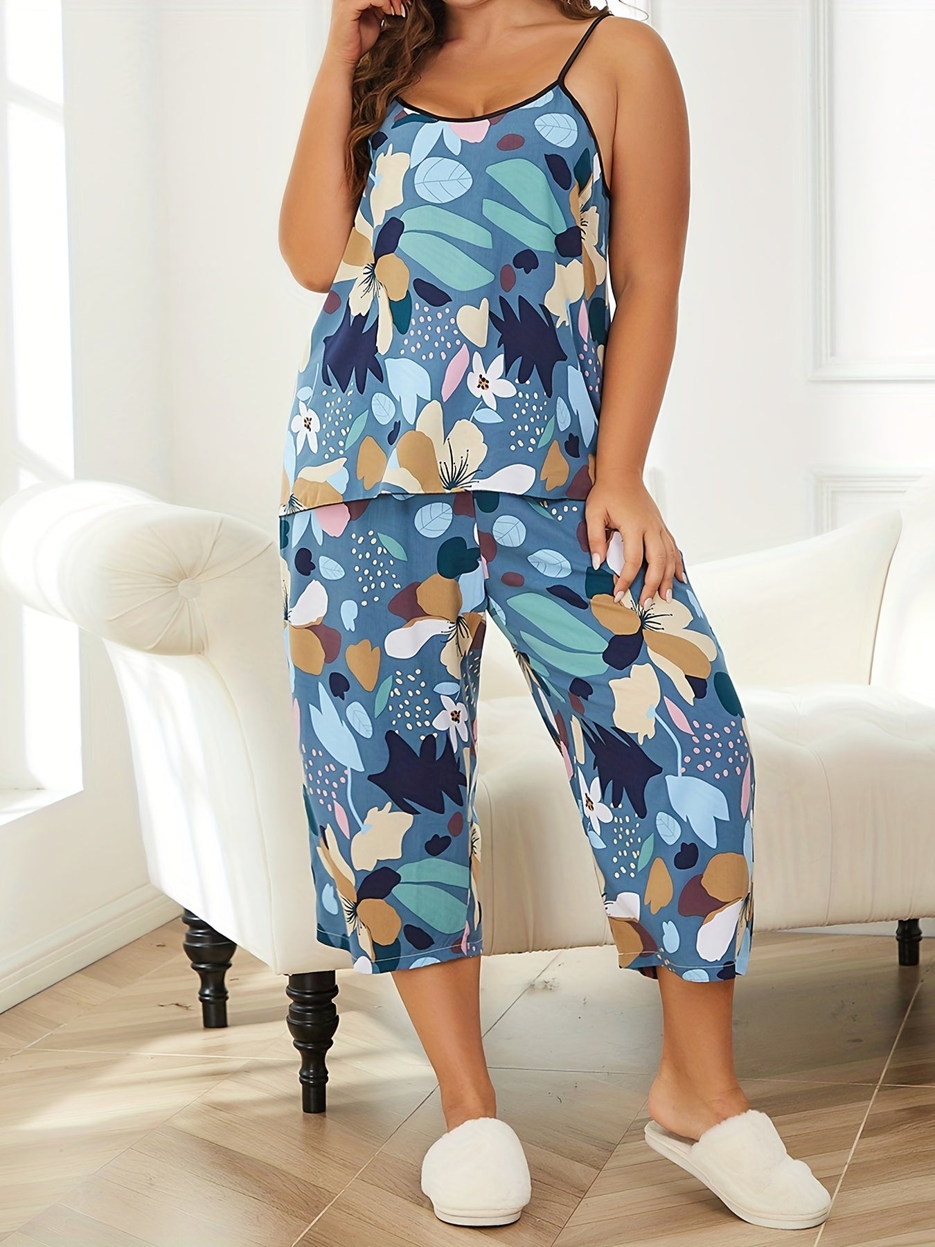 Plus Size Women's Pajama Set Floral Print Camisole and Capri Pants