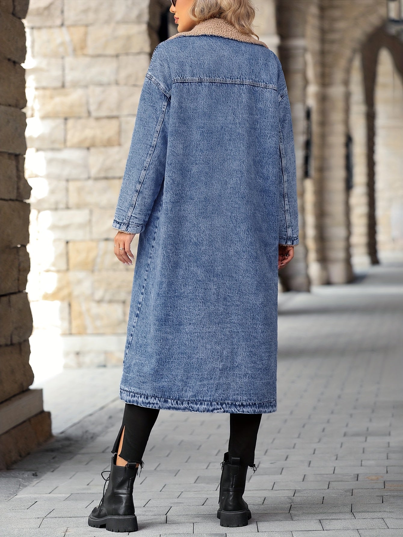 Plus-Size Fleece-Lined Denim Jacket for Women Fall Winter Cozy Warm Woven Solid