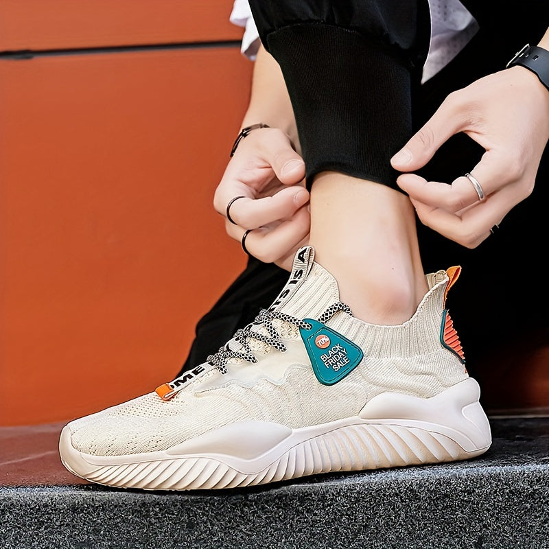 Barcha mavsumlar uchun nafas oladigan erkaklar yugurish poyabzallari, rangli blok dizayni va sirpanmas xususiyati bilan, ochiq havoda lager faoliyatlari uchun ideal.