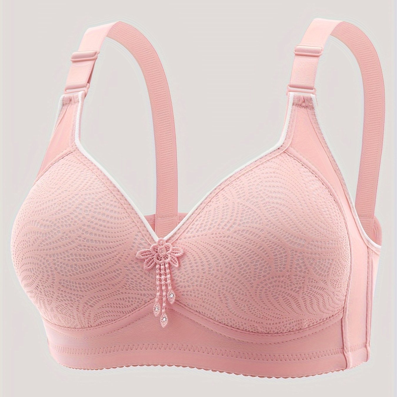 Mature-Style Full-Coverage Wireless Bra with Adjustable Straps and Secure Closure