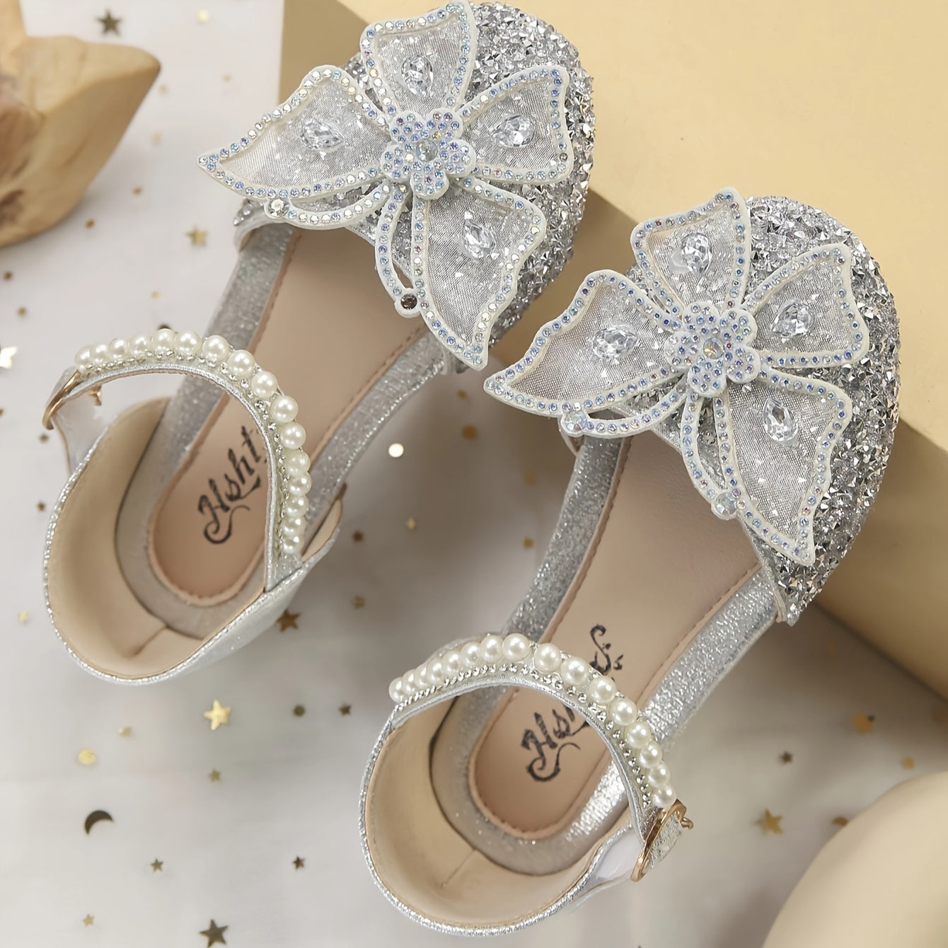 Girls' Low-Cut Shoes with Magic Tape Breathable PU Upper Non-Slip Indoor Outdoor