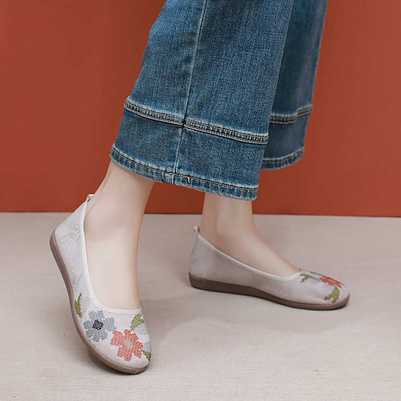 Women's Casual Shoes Soft Sole Slip-On Flat Floral Design