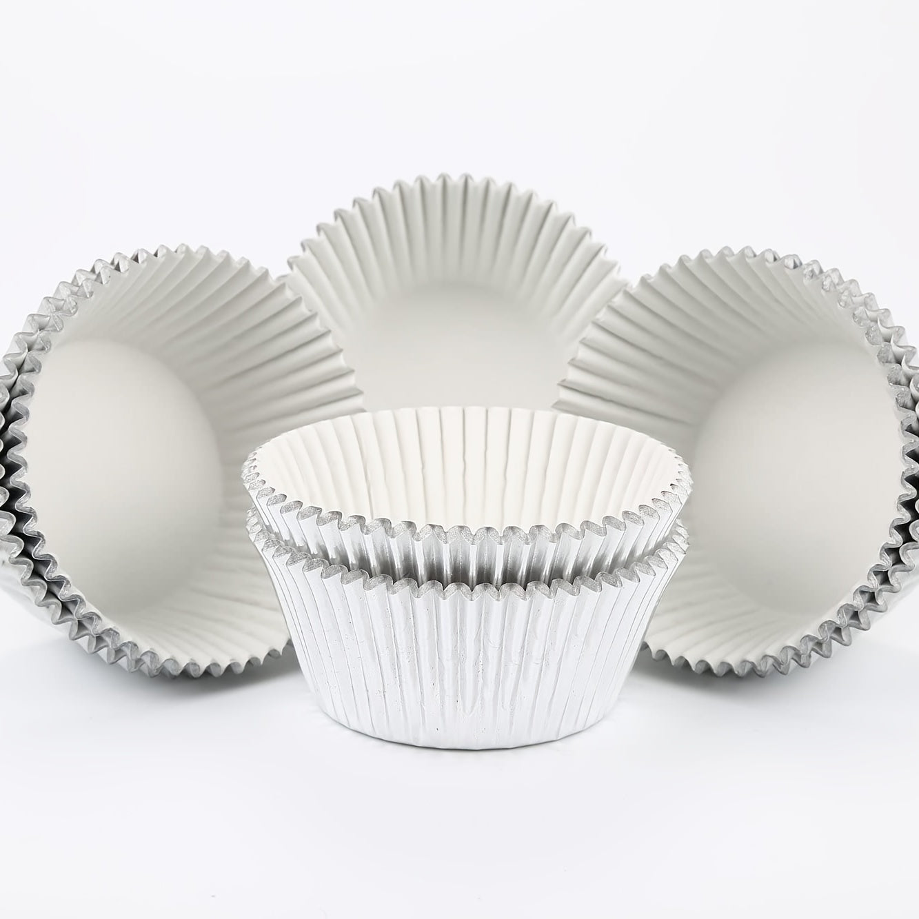 100 moldes de papel de aluminio plateado para cupcakes para hornear magdalenas