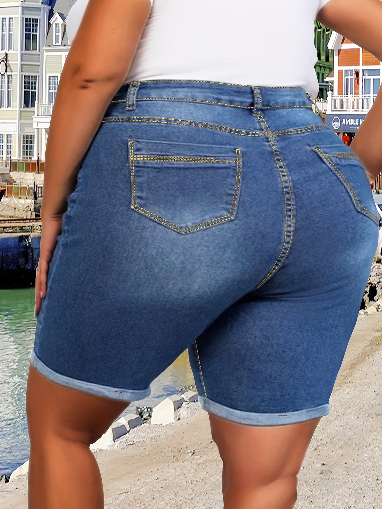 Plus Size Women's High-Waisted Stretch Denim Shorts Distressed Frayed Hem Casual Summer