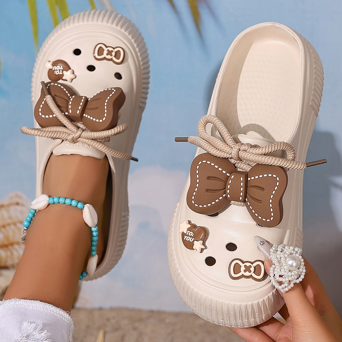 Women's Cartoon Wooden Clogs Lightweight EVA Sole Outdoor Garden Mules