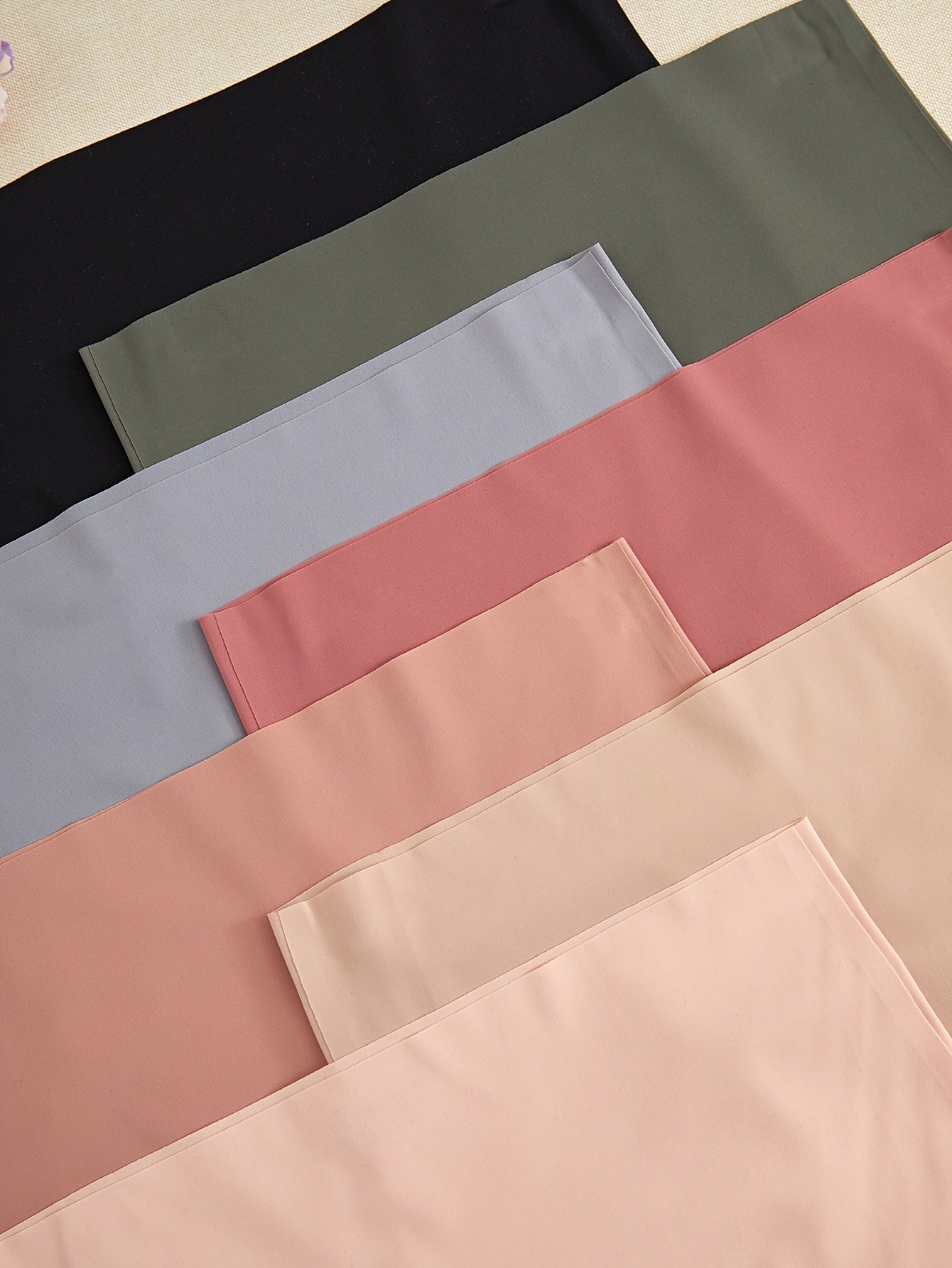 Set of 7 High-Waist Seamless Women's Briefs in Solid Nylon Blend