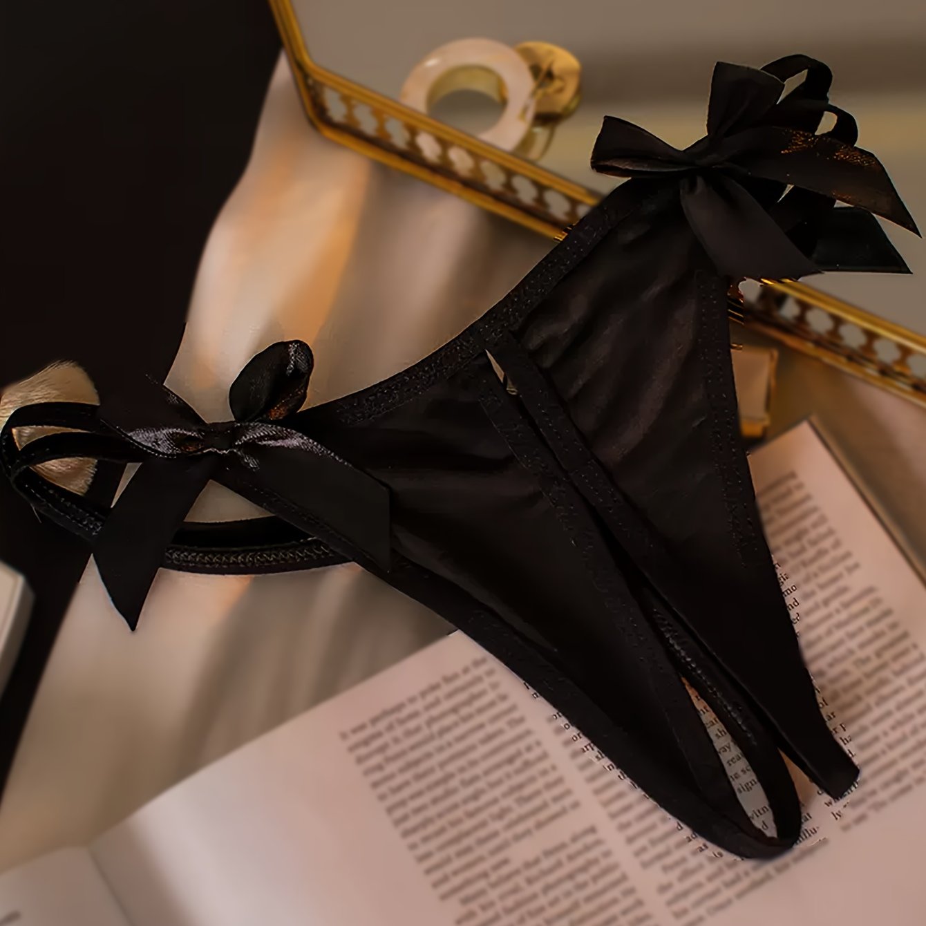 Qora kamon past bel thong - Jozibador va qulay ayollar ichki kiyimi