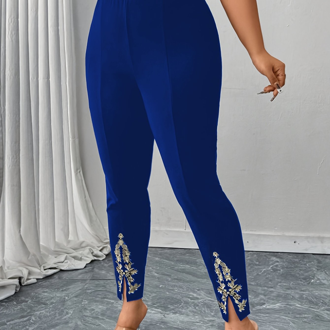 Women’s Plus Size High-Waisted Stretch Pants Blue Floral Slim Fit All-Season