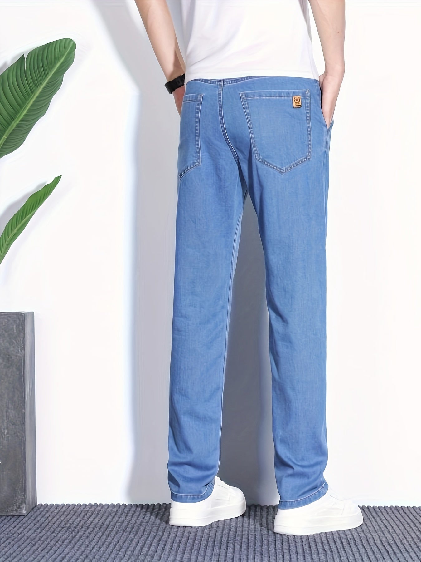 Men's Summer Regular Fit Jeans Lightweight Breathable Denim Solid Color