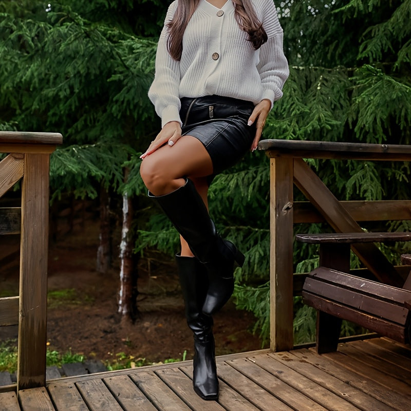 Женские сапоги до колена с средней массивной каблуком, высокой квадратной ноской и молнией