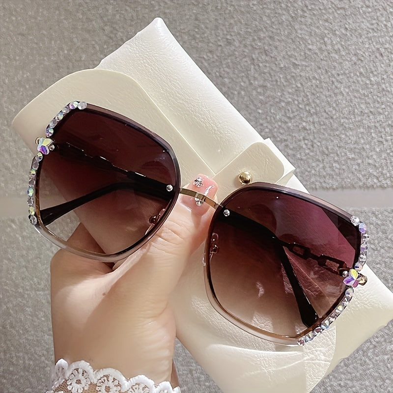 Large Cat Eye Gradient Lens Rhinestone Decor Sunglasses for Women Men Outdoor Beach