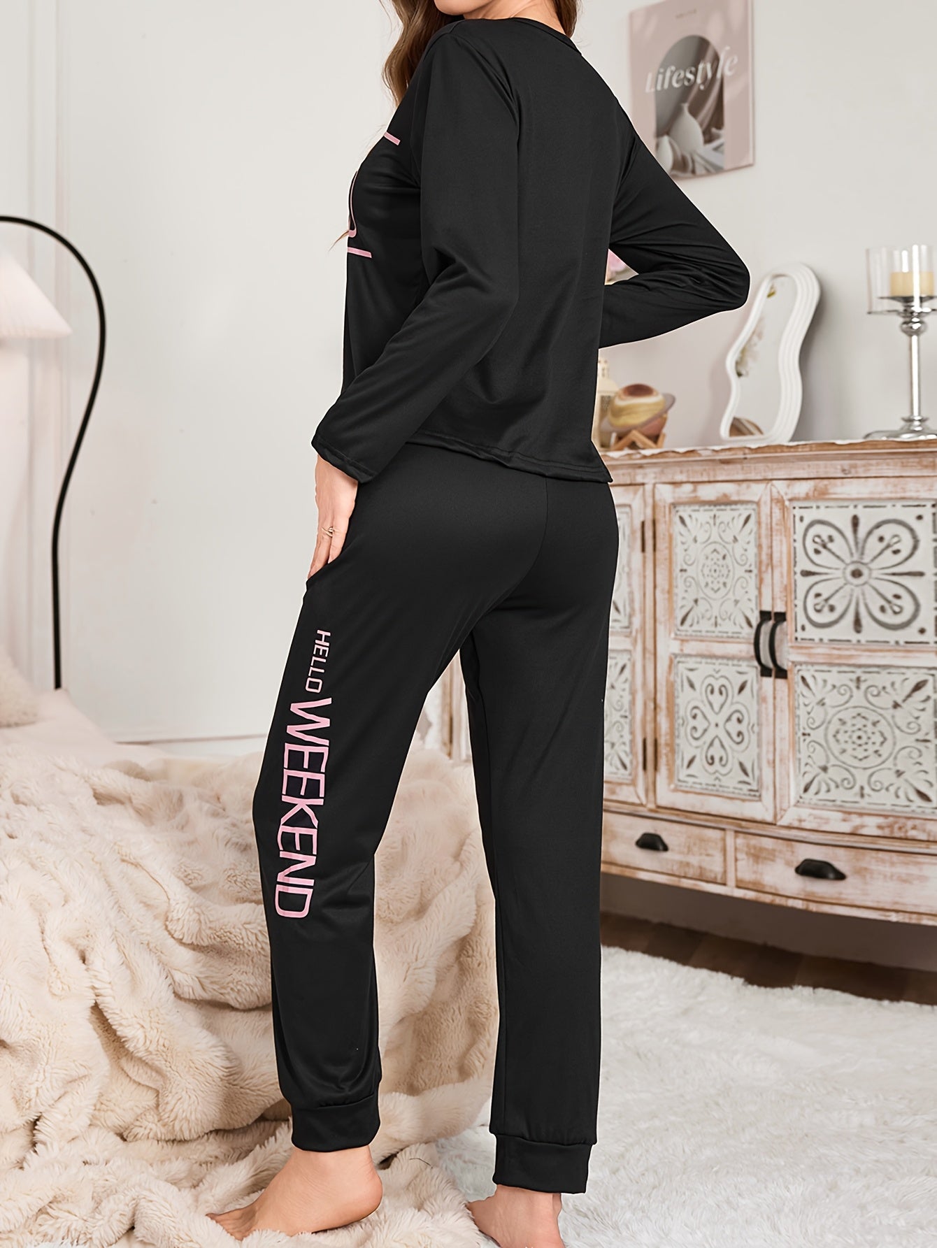 Conjunto de pijama casual de poliéster para mujer con estampado de eslogan y pantalones con lazo