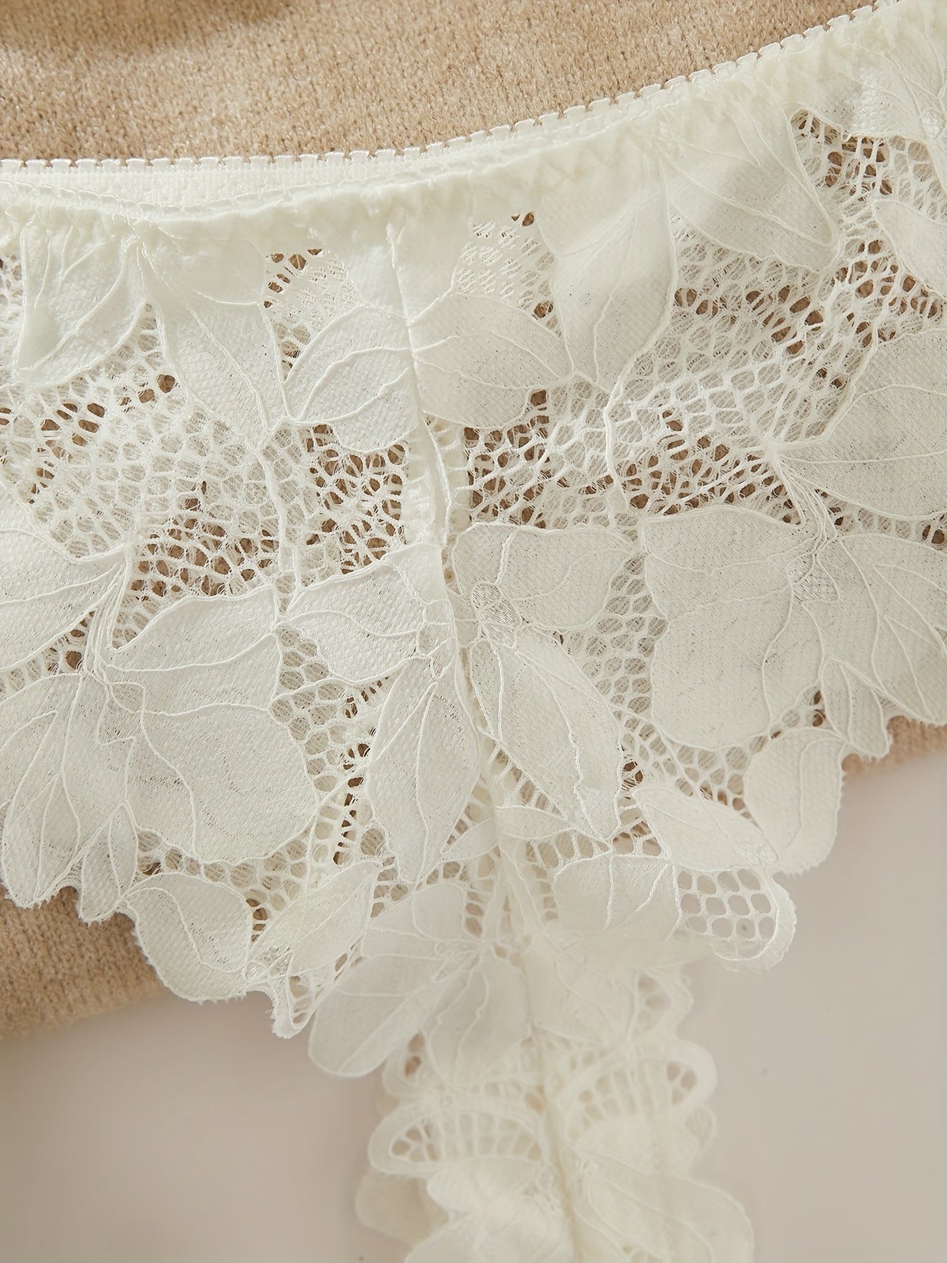 Women's Floral Lace Lingerie Set with Unlined Bra and Panties