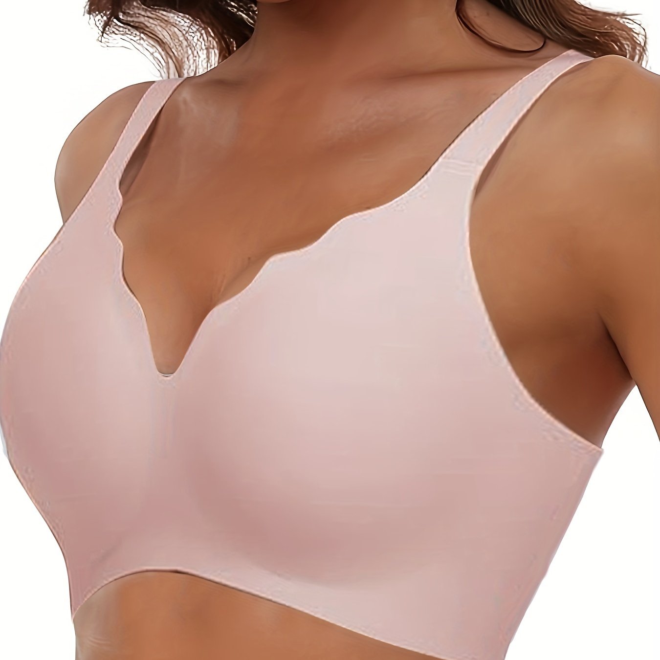 Wireless Seamless Push-Up Bra with Deep V-Neck and Scalloped Design for Comfort