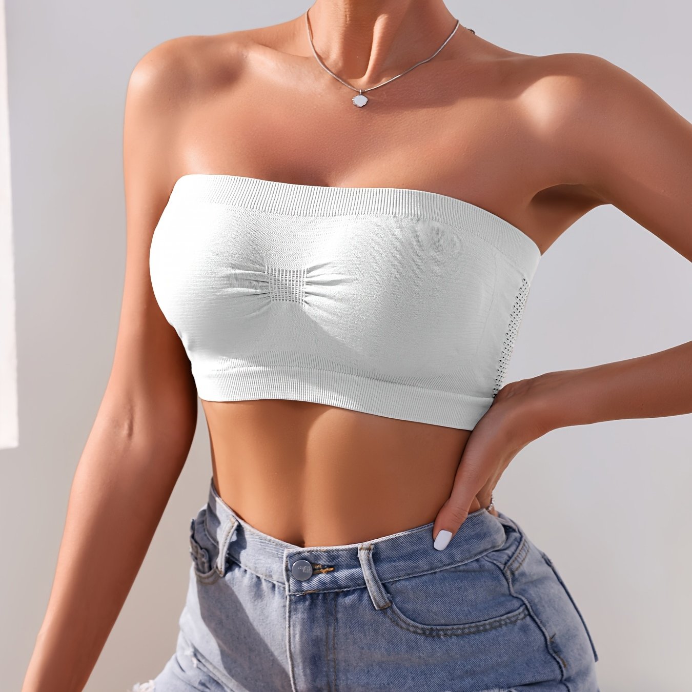 Women's Seamless Strapless Bandeau Bra Beige Elastic Breathable Mesh Non-Slip