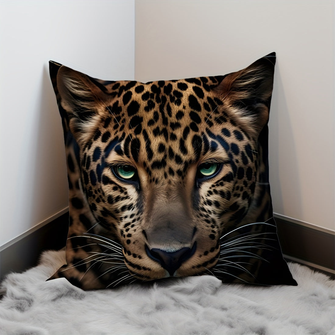 Velvet Throw Pillow Cover 45.72cm Peach with Leopard Portrait Zippered Washable