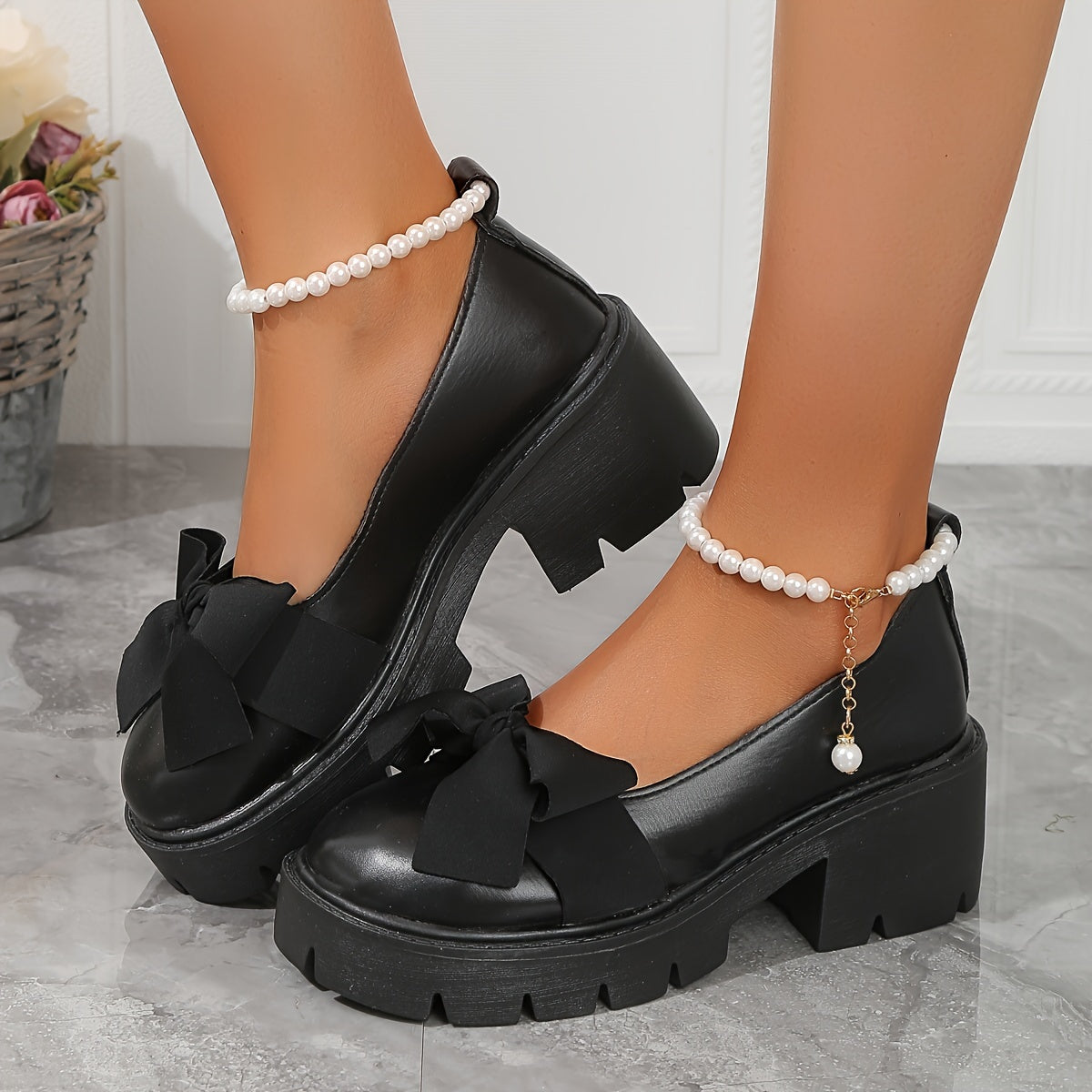 Women's Solid Color Loafers with Bowknot and Chunky Heels