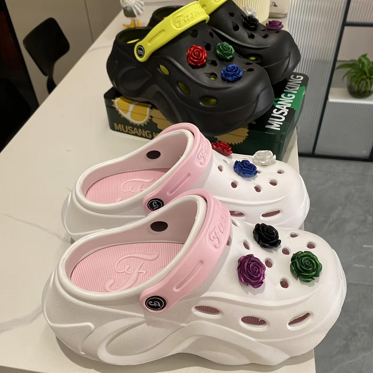 Women's Breathable EVA Clogs with 3D Rose Design, Platform Heel, Indoor Outdoor