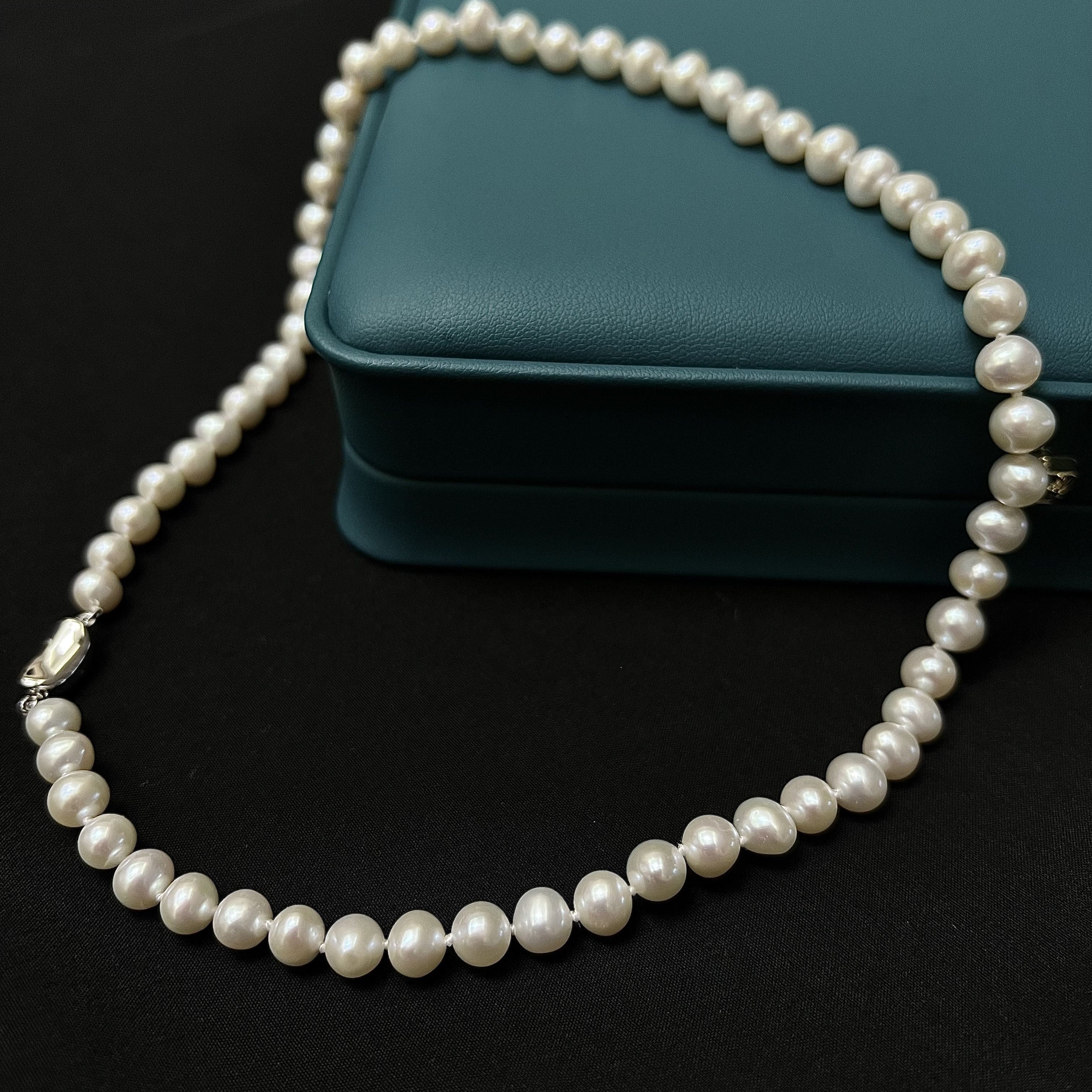Women’s Freshwater Pearl Necklace 6.3-7.3mm Semi-Oval Luster 45cm Silver Clasp