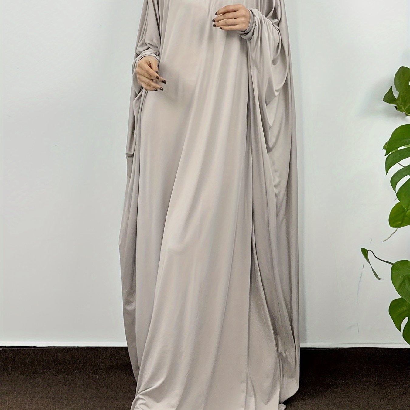 Women’s Solid Color Long Sleeve Hooded Maxi Abaya in Polyester