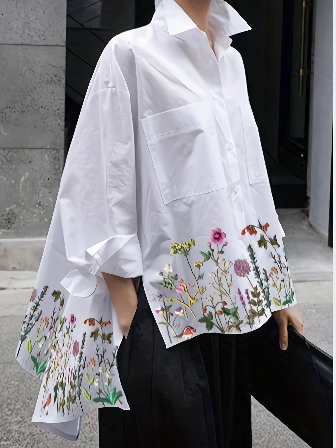 Blusa oversize de estampado floral para mujer, mezcla de poliéster, diseño de parte frontal corta y parte trasera larga