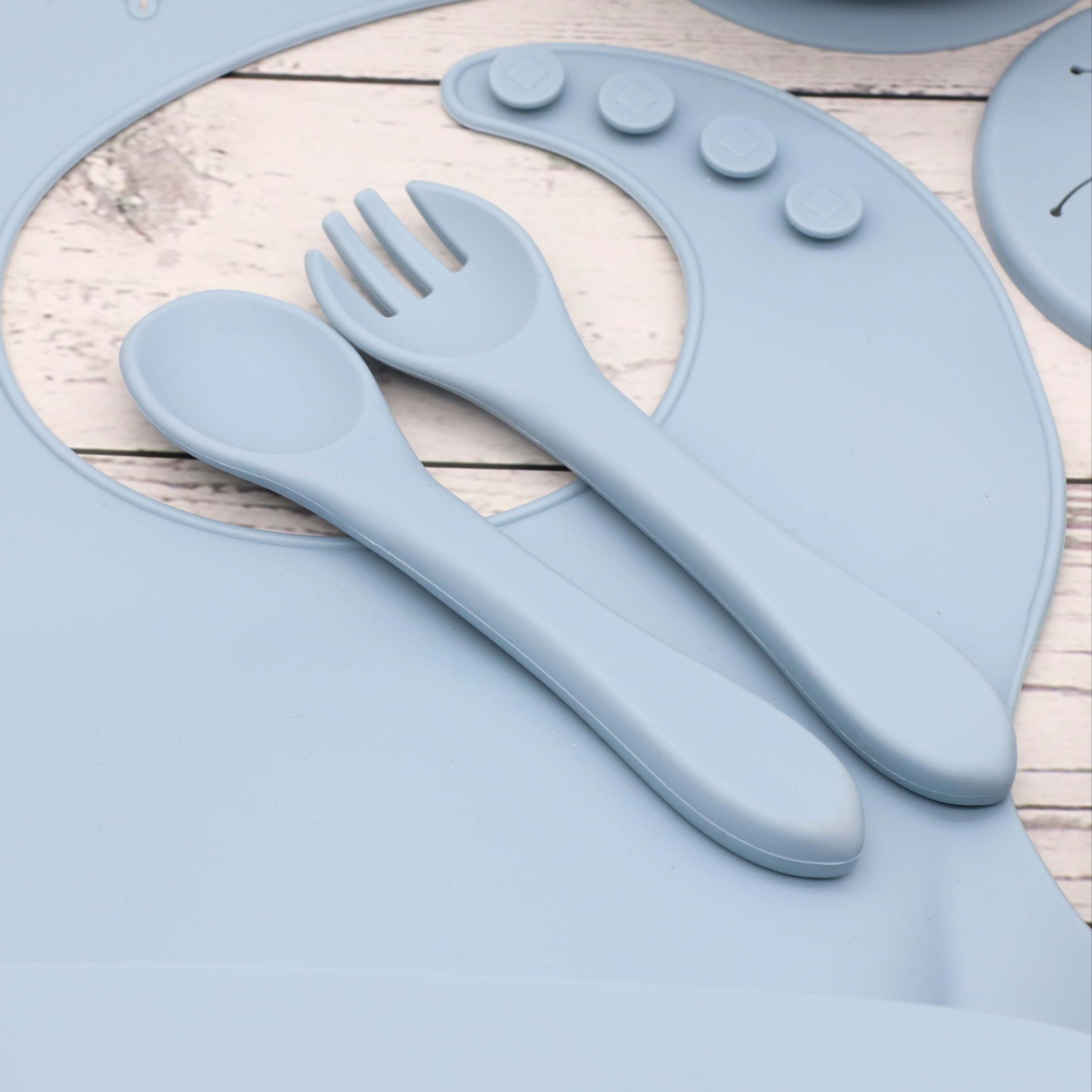 Набор для кормления малыша, 6 предметов: силиконовая слюнявчик, тарелка, миска, чашка, без BPA, мягкая пищевого класса, пасхальный подарок