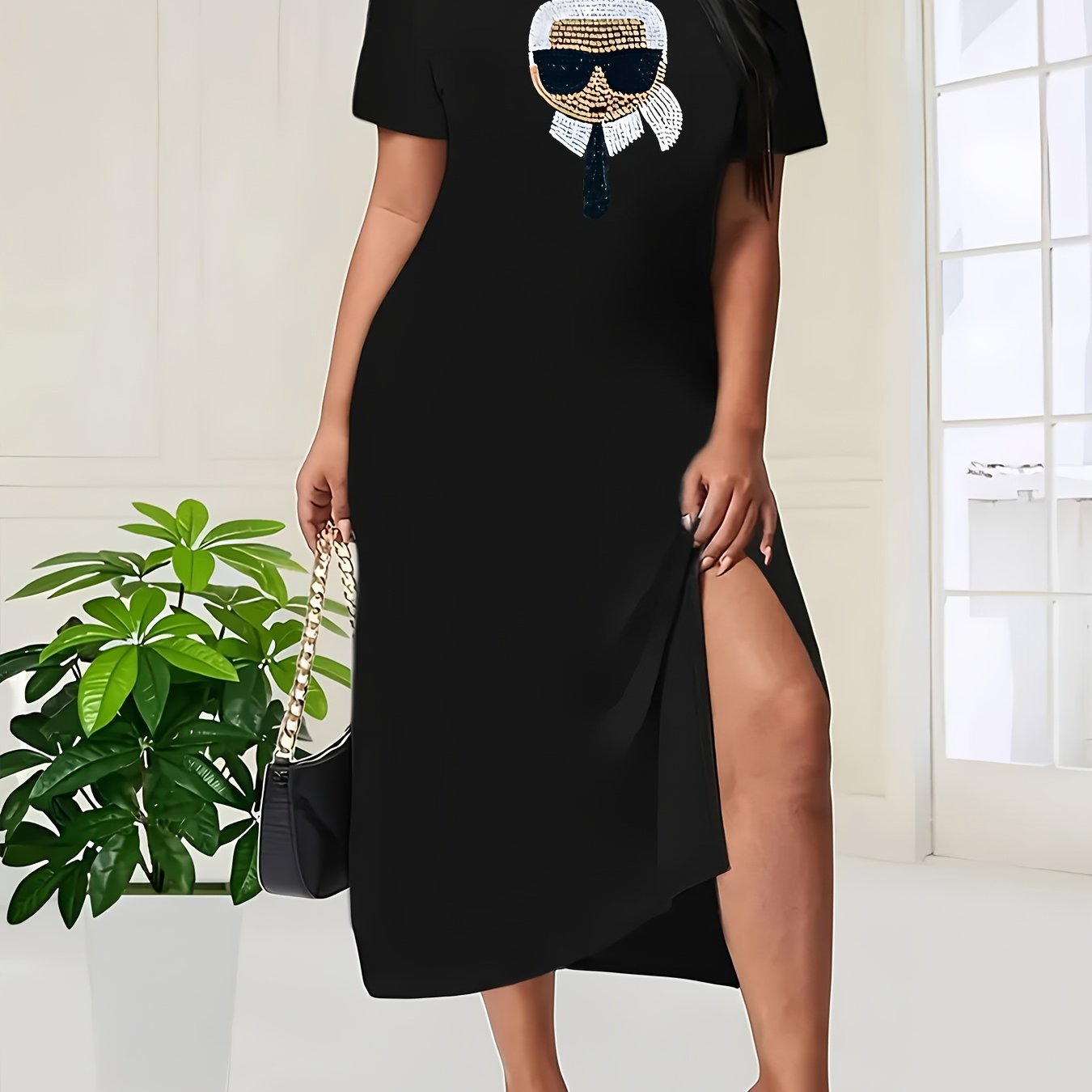 Plus Size Women's Sleeveless Bodycon Mini Dress Black White Gold Embellishments