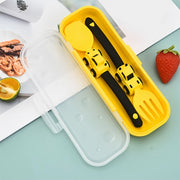 Juego de utensilios de silicona para niños con coche de dibujos animados y temática deportiva para comer de forma independiente
